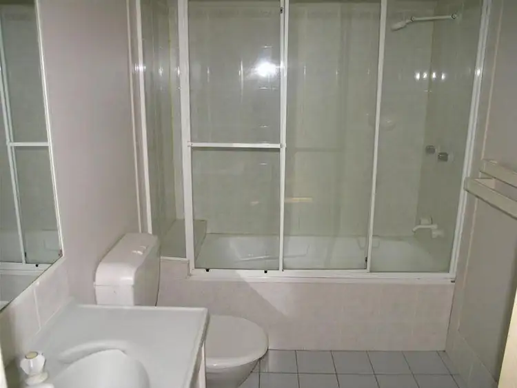 Fifth view of Homely unit listing, 1/73 Pembroke Road, Coorparoo QLD 4151