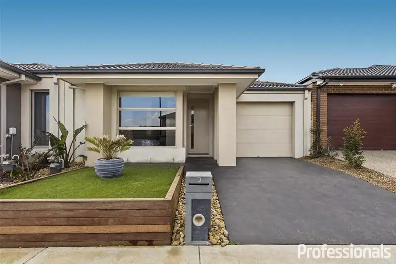 Main view of Homely house listing, 16 Kennedy Drive, Plumpton VIC 3335
