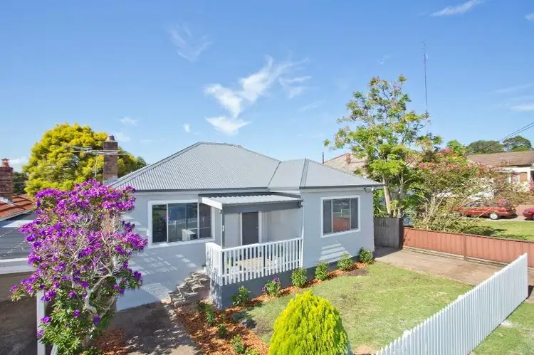 24 Catherine Street, Waratah West NSW 2298