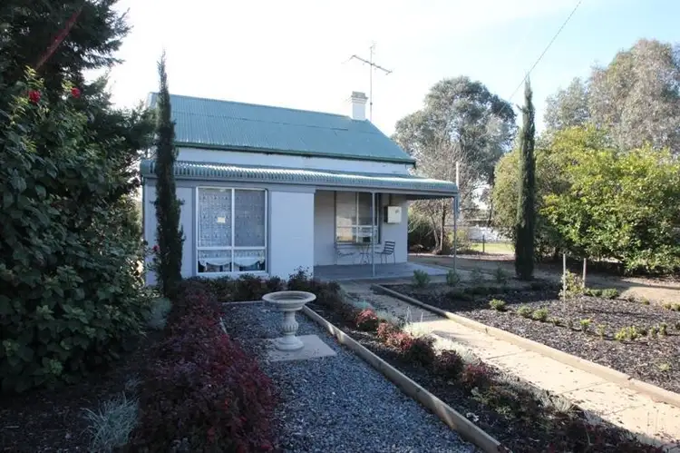 33-35 Finley Street, Tocumwal NSW 2714