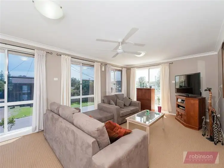 Fifth view of Homely semi-detached listing, 1/5 Fitzroy Street, Anna Bay NSW 2316
