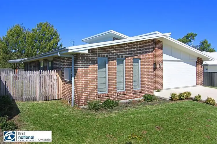 18 Albion Close, Armidale NSW 2350
