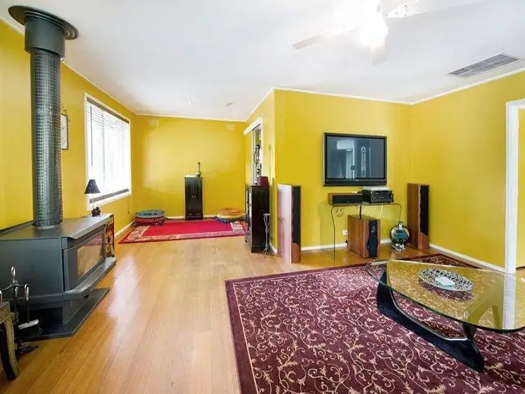 Fifth view of Homely house listing, 10 Lockhart Road, Ringwood North VIC 3134