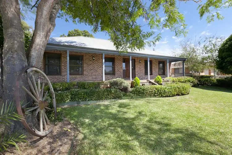 2 Gray Close, Shoalhaven Heads NSW 2535