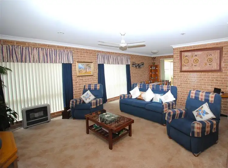 7 The Triangle, Culburra Beach NSW 2540