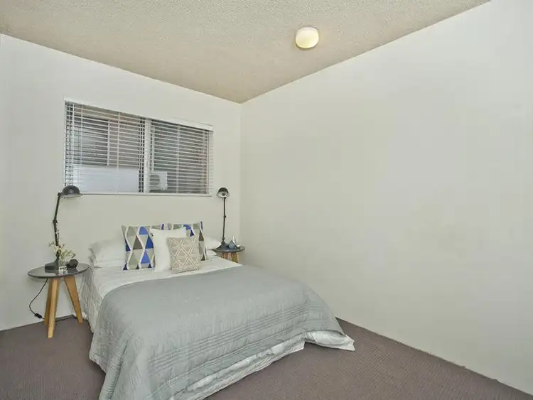 Sixth view of Homely unit listing, 2/131 Brooks Street, Bar Beach NSW 2300