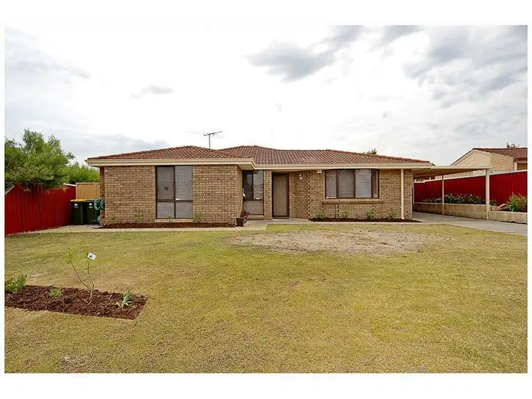 11 Gould Place, Marangaroo WA 6064
