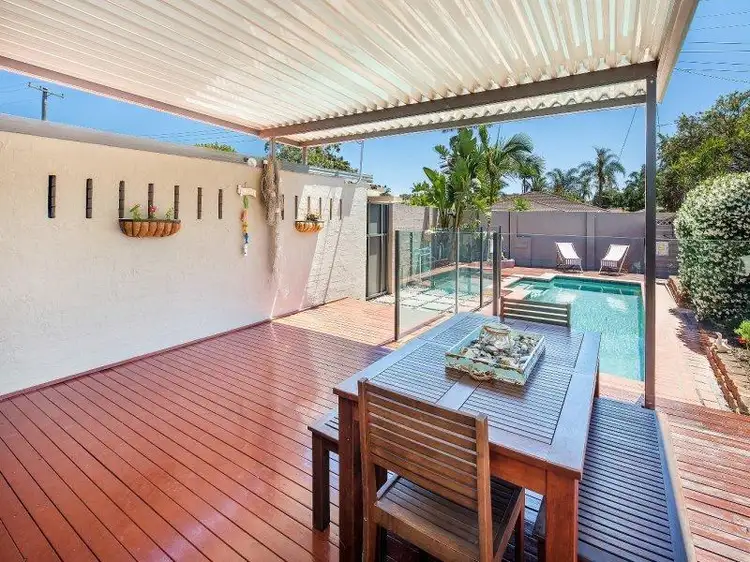 1/62 Dawn Parade, Miami QLD 4220