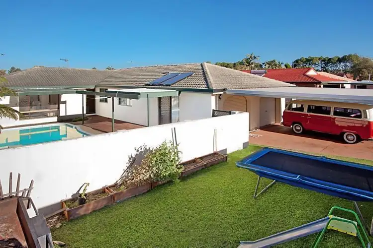 12 Sequoia Close, Elanora QLD 4221