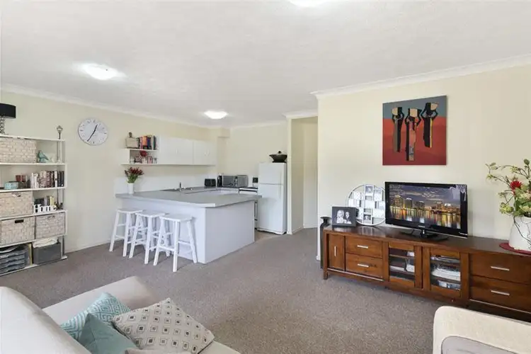 13/14 Mawarra Street, Palm Beach QLD 4221