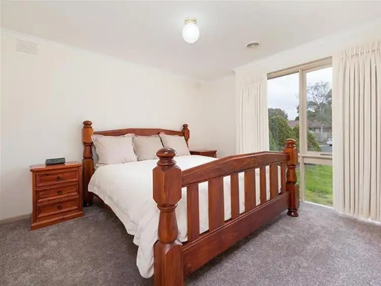Sixth view of Homely house listing, 3 Ailsa Court, Sunbury VIC 3429