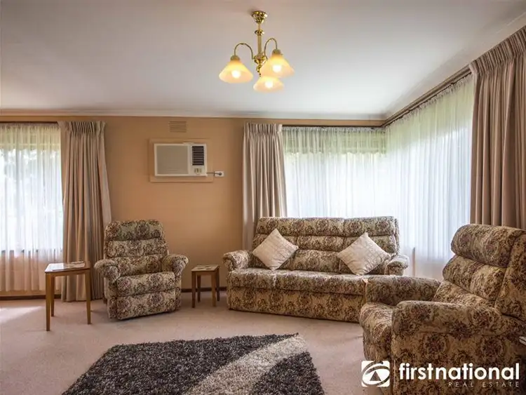 Fifth view of Homely house listing, 18 Penrith Court, Berwick VIC 3806