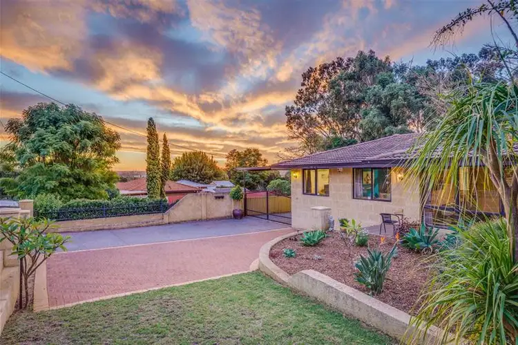 52 Martin Street, Kelmscott WA 6111