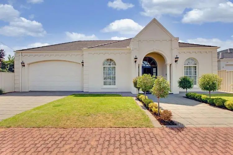 7 Inwood Avenue, Glenelg North SA 5045