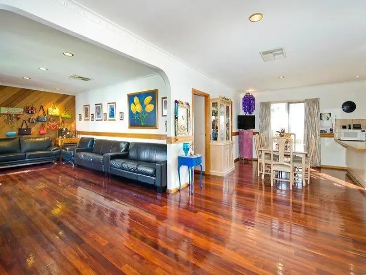 Fourth view of Homely house listing, 5 Farrer Court, Warranwood VIC 3134