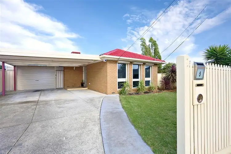 5 Wrexham Court, Deer Park VIC 3023