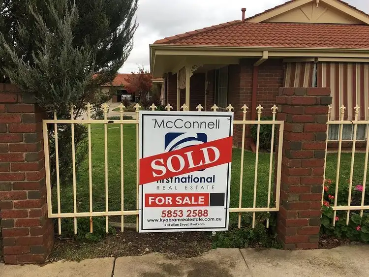 Main view of Homely unit listing, 5/134 Fenaughty Street, Kyabram VIC 3620