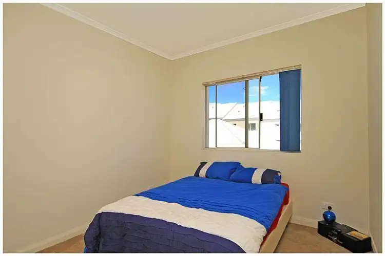 Seventh view of Homely townhouse listing, 282 Ocean Keys Boulevard, Clarkson WA 6030