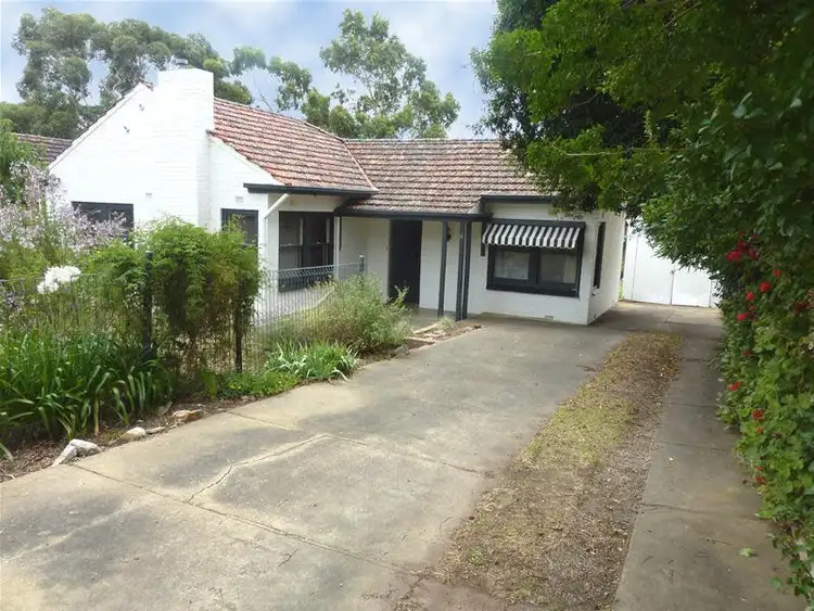 9 Anson Avenue, Clapham SA 5062
