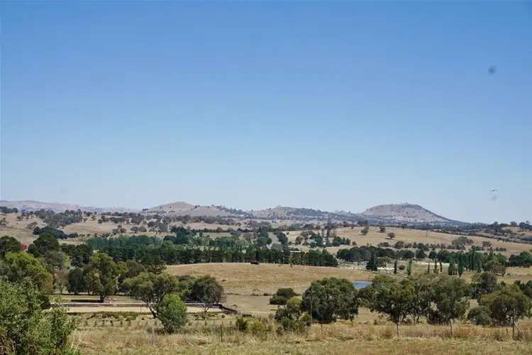 43 Discovery Drive, Yass NSW 2582