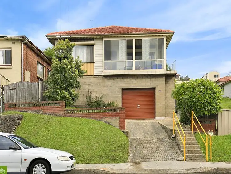 56 Lake Avenue, Cringila NSW 2502