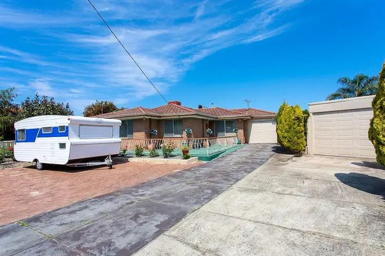 11 Carringal Place, Armadale WA 6112