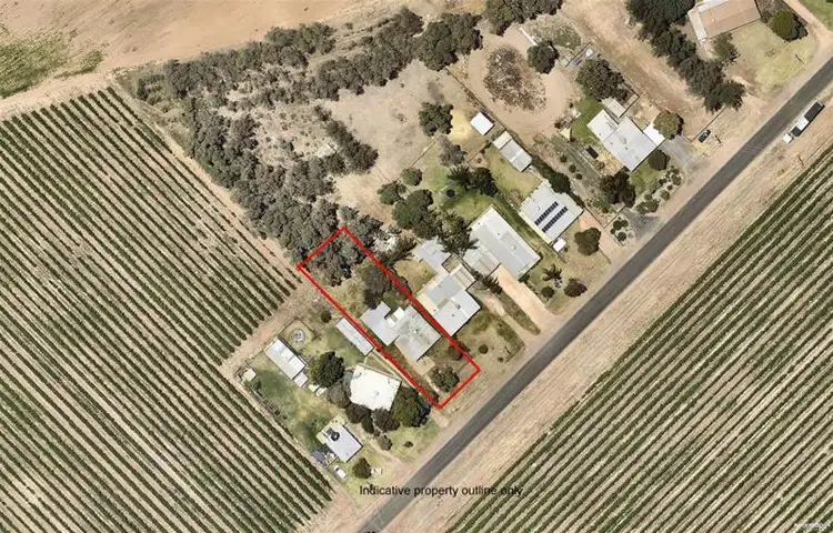 215 Sandilong Avenue, Nichols Point VIC 3501