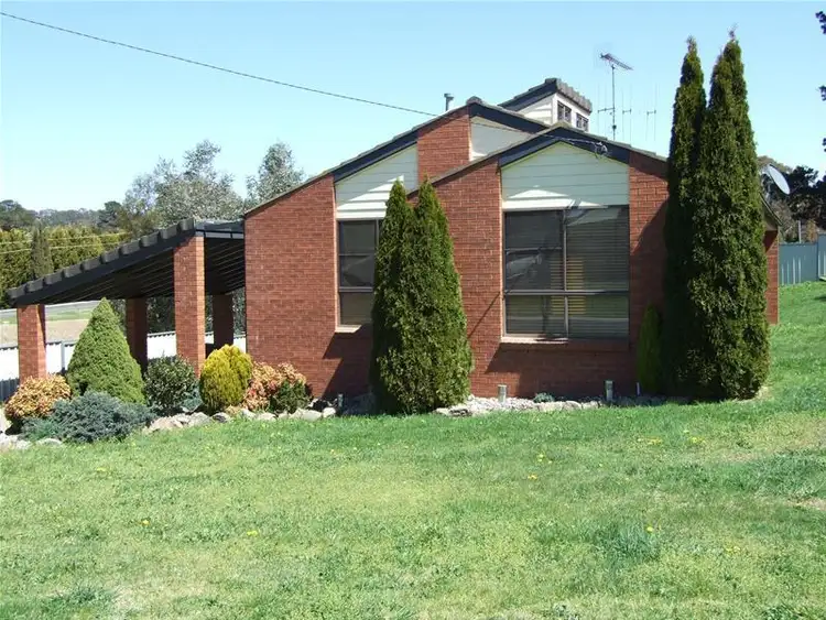 22 Hawkes Drive, Oberon NSW 2787