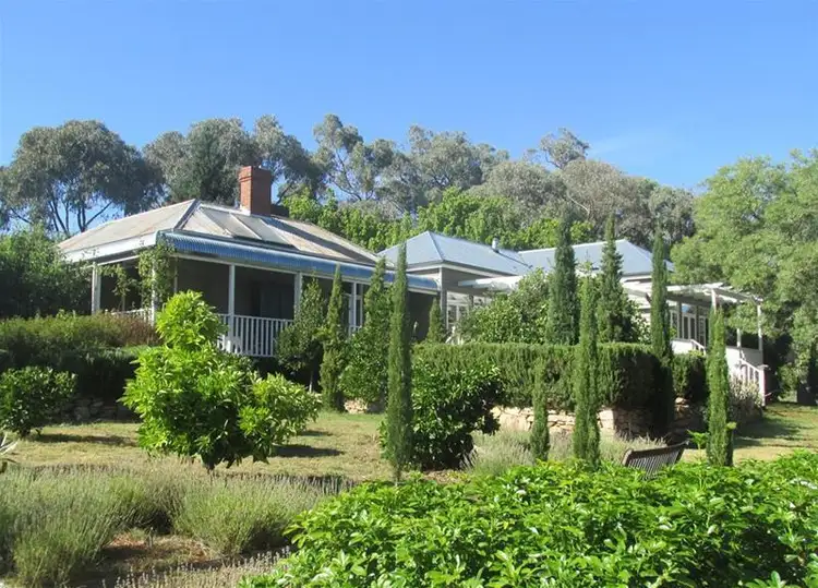 29 Malakoff Road, Beechworth VIC 3747