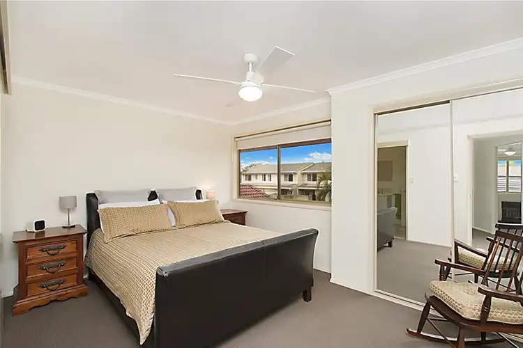 4/259 Christine Avenue, Varsity Lakes QLD 4227