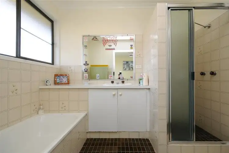 Sixth view of Homely unit listing, 1/4 Camellia Court, Darling Heights QLD 4350