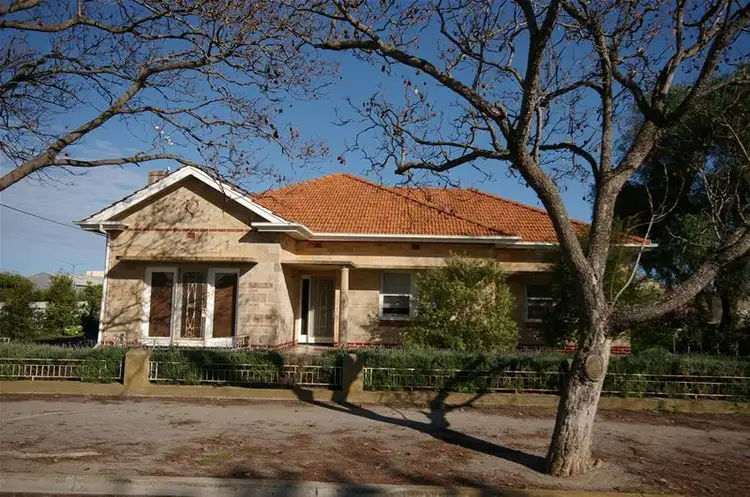 17 Second Street, Minlaton SA 5575
