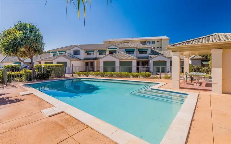 3/6-8 Beachside Way, Yamba NSW 2464