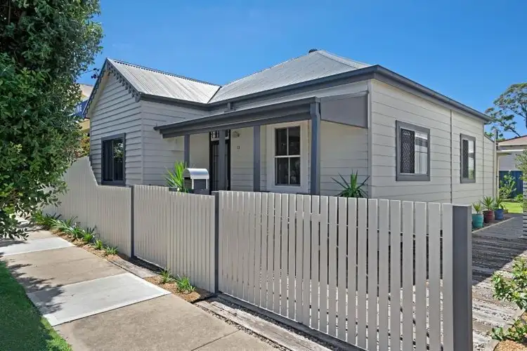 13 Girling Street, Islington NSW 2296