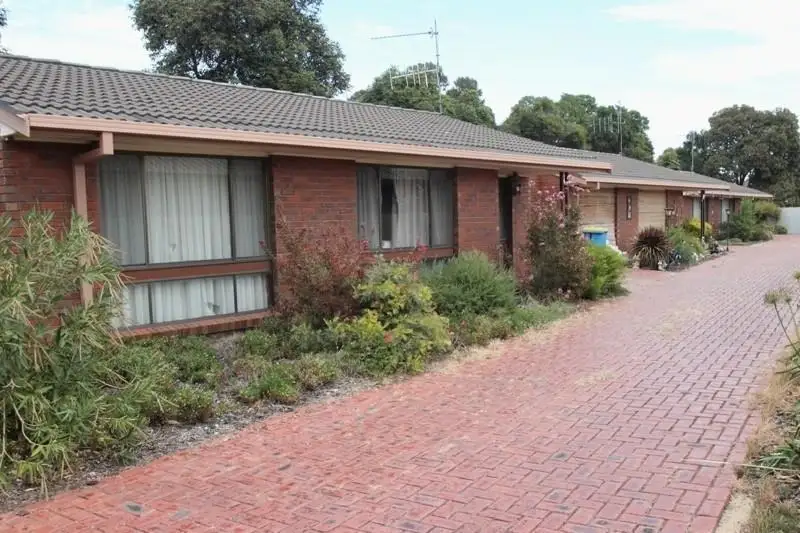 Main view of Homely block of units listing, 1, 2, 3/10 Yanco Court, Cobram VIC 3644