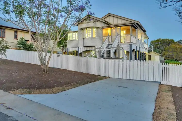 4 Jackes Street, Eastern Heights QLD 4305