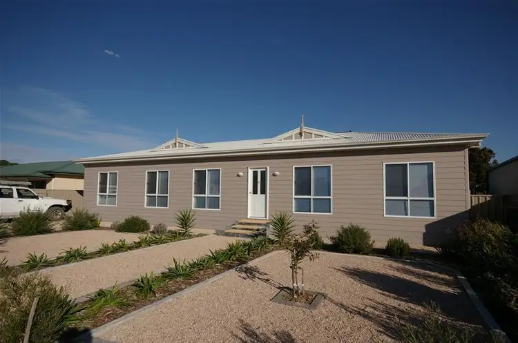 6 Berno Crescent, Port Julia SA 5575