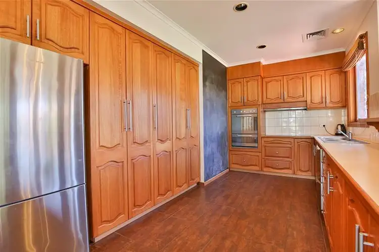 Fifth view of Homely house listing, 6 Sky Court, Mildura VIC 3500