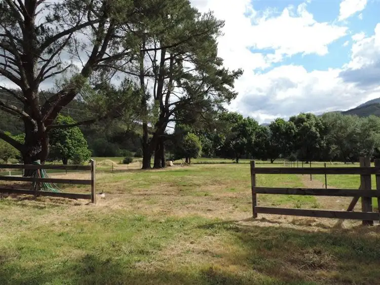 Lot 5/6 Growlers Creek Road, Wandiligong VIC 3744