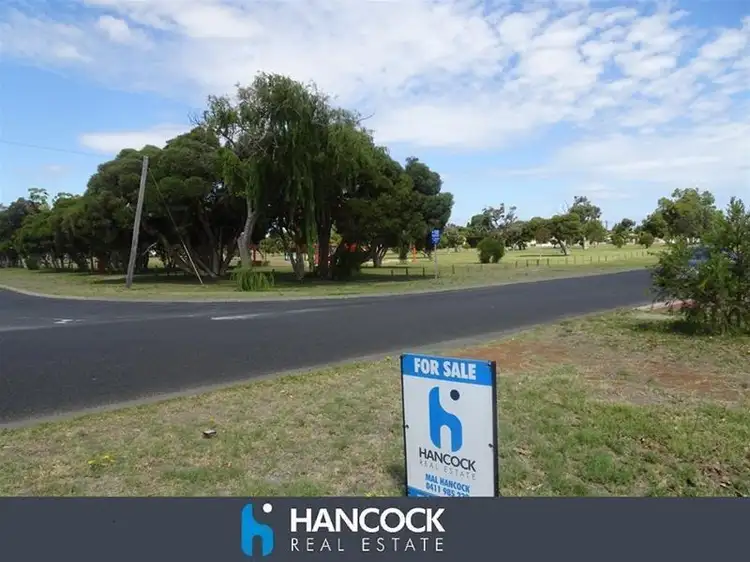 2/18 Dixon Street, Carey Park WA 6230