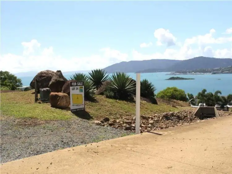 34/119 Botanica Drive, Cannonvale QLD 4802