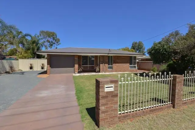 205 Bourke Street, West Lamington WA 6430