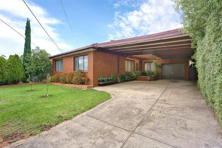 15 Winslow Crescent, Deer Park VIC 3023