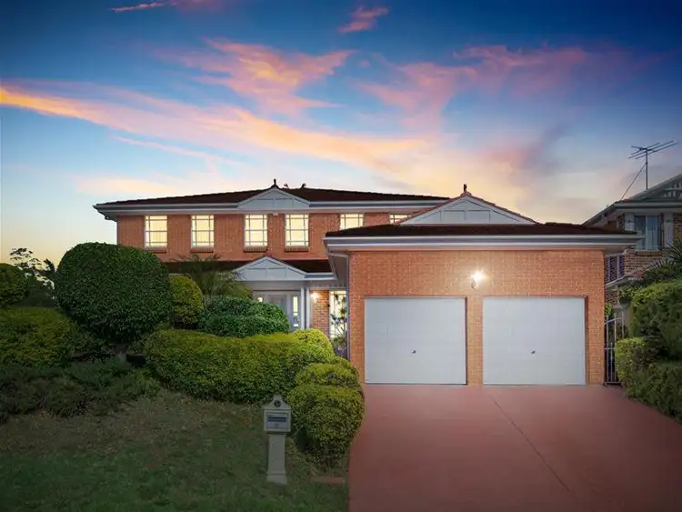 8 Douglas Close, Green Valley NSW 2168