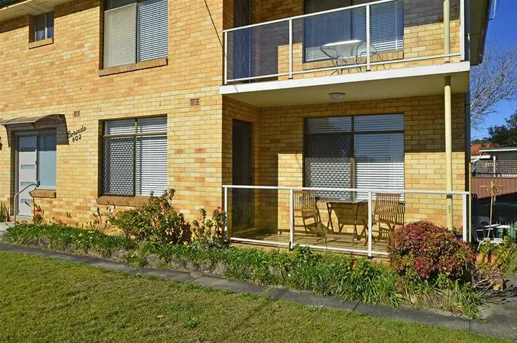 Main view of Homely unit listing, 2/402 Booker Bay Road, Ettalong Beach NSW 2257