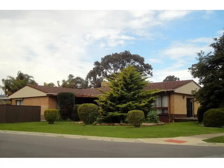 16 Doradus Avenue, St Agnes SA 5097