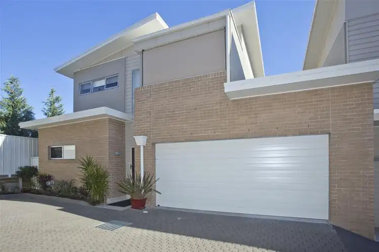 4/66 James Street, Charlestown NSW 2290