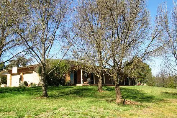 1 Shearsby Crescent, Yass NSW 2582