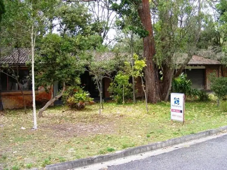14 Monterra Avenue, Hawks Nest NSW 2324
