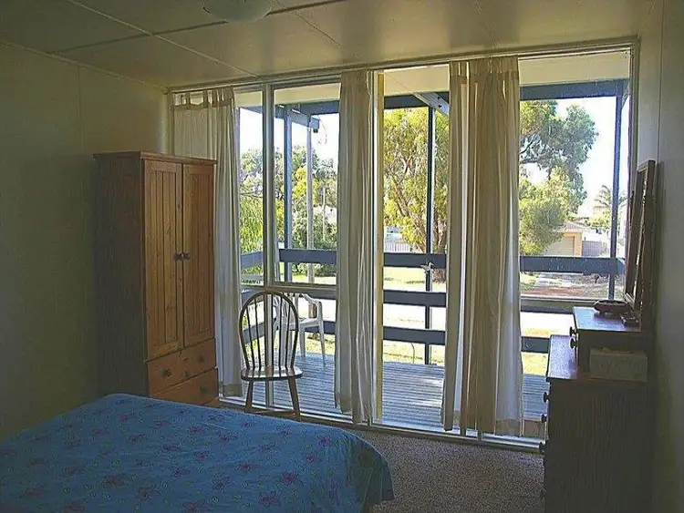 57 DRUMMOND Circus, Cervantes WA 6511